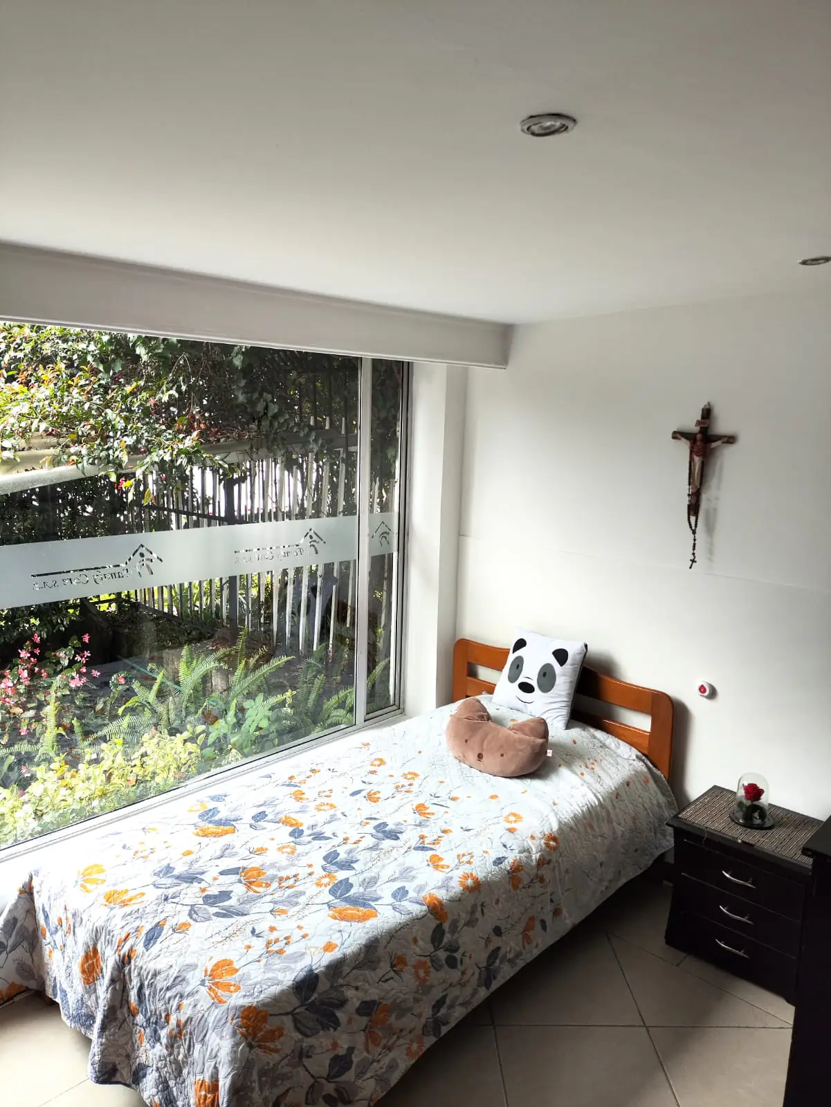 Habitación de Hogar Family Care - Sede 3 Niza Norte