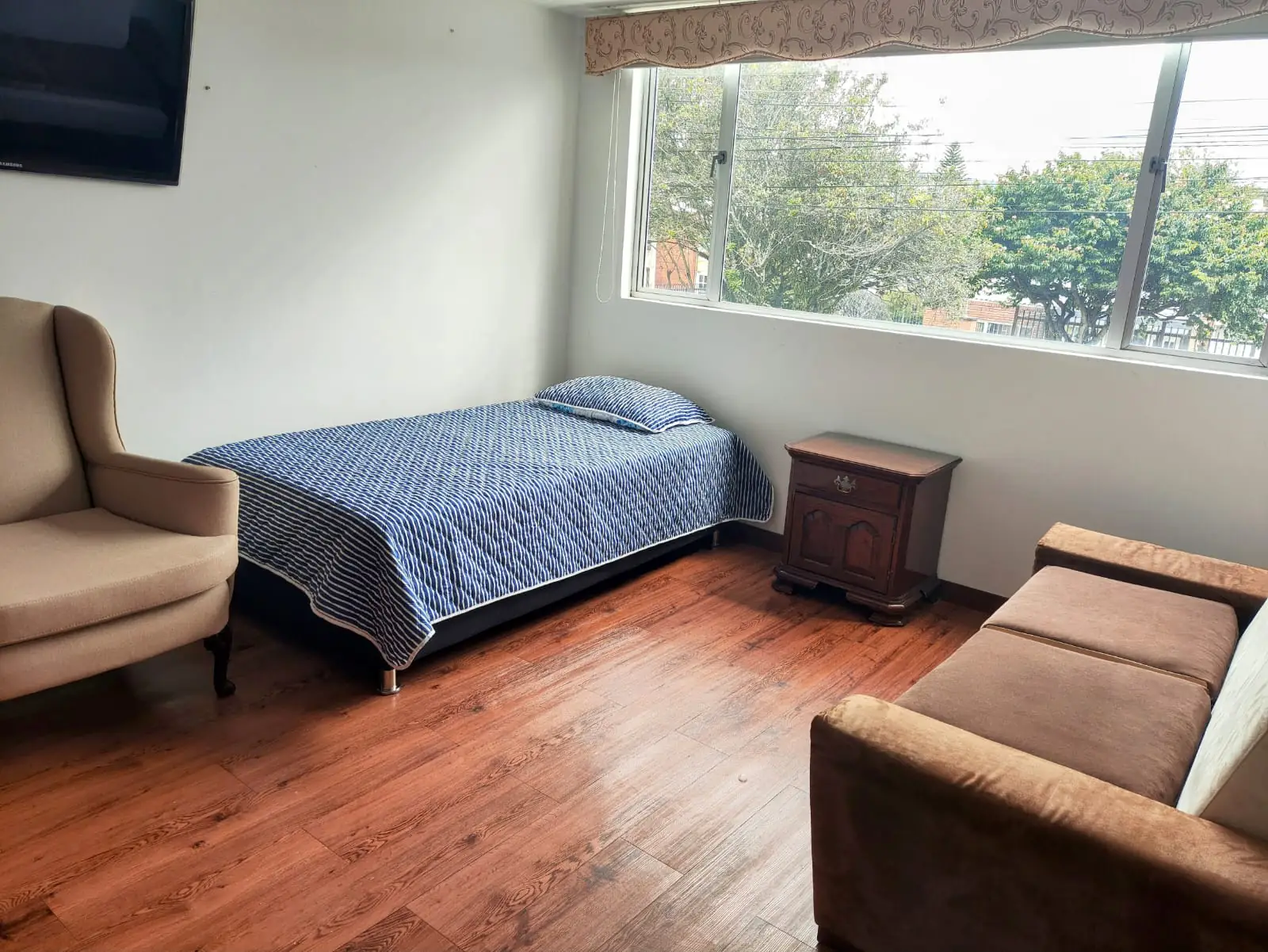 Habitación de Hogar Family Care - Sede 5 Niza Antigua
