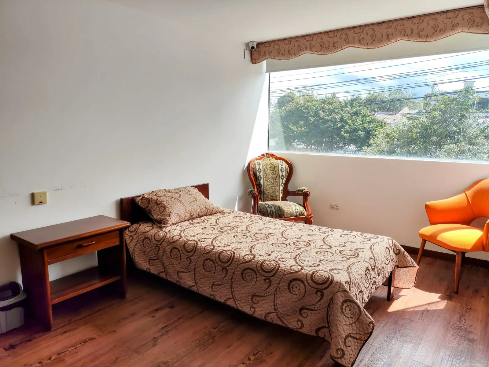 Habitación de Hogar Family Care - Sede 5 Niza Antigua
