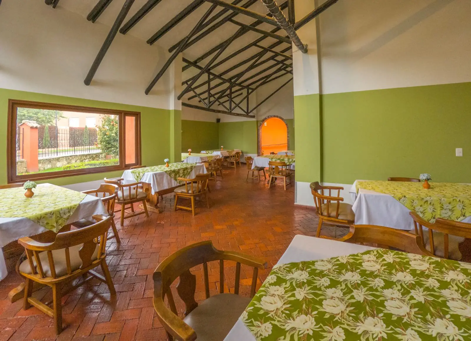 Comedor de La Casa (Hogar para el Adulto Mayor)