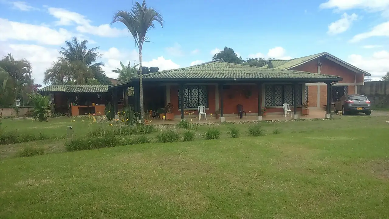 Jardín o zona exterior de Hogar Geriatrico El Eden